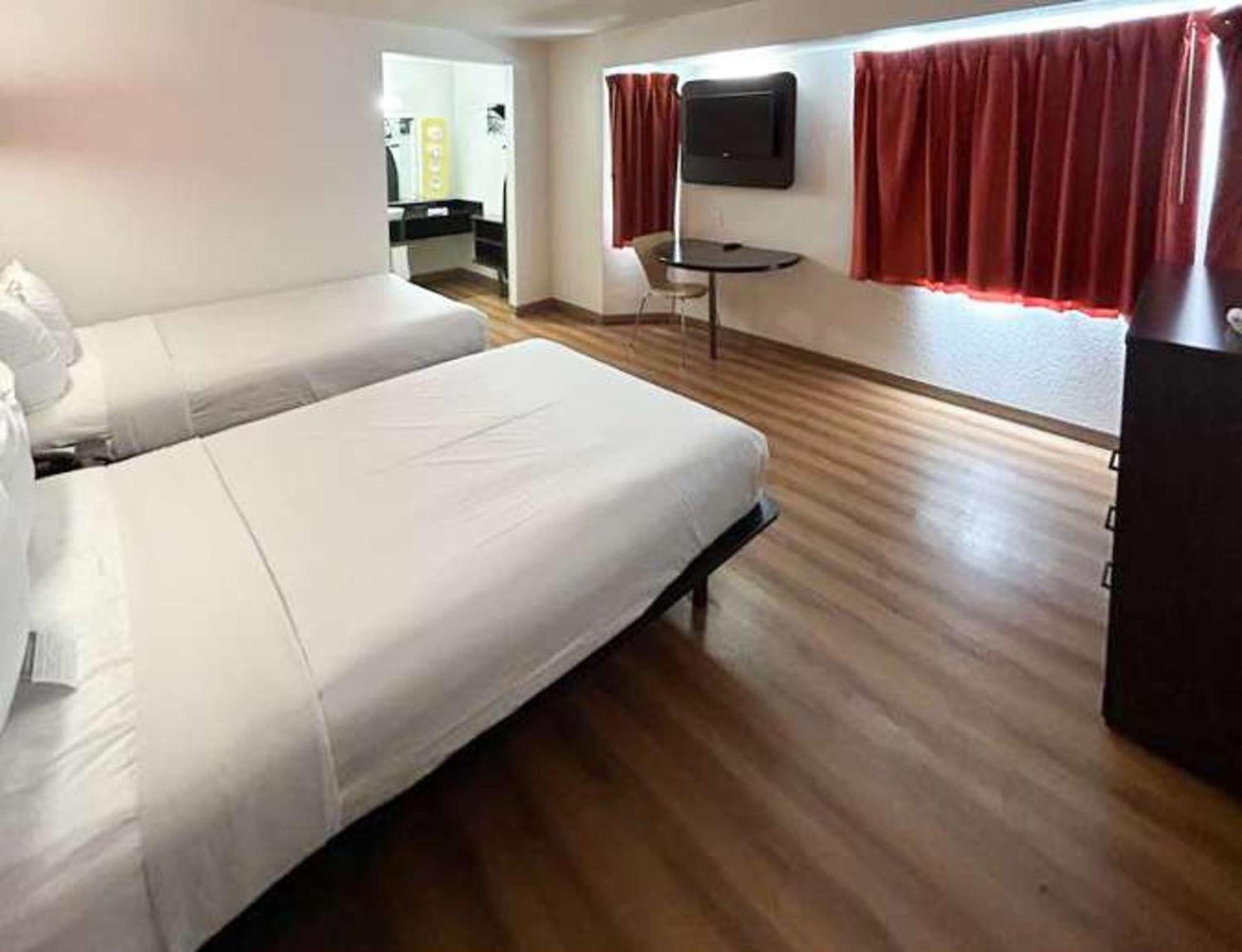 6 - Riverside, Ca South 3*