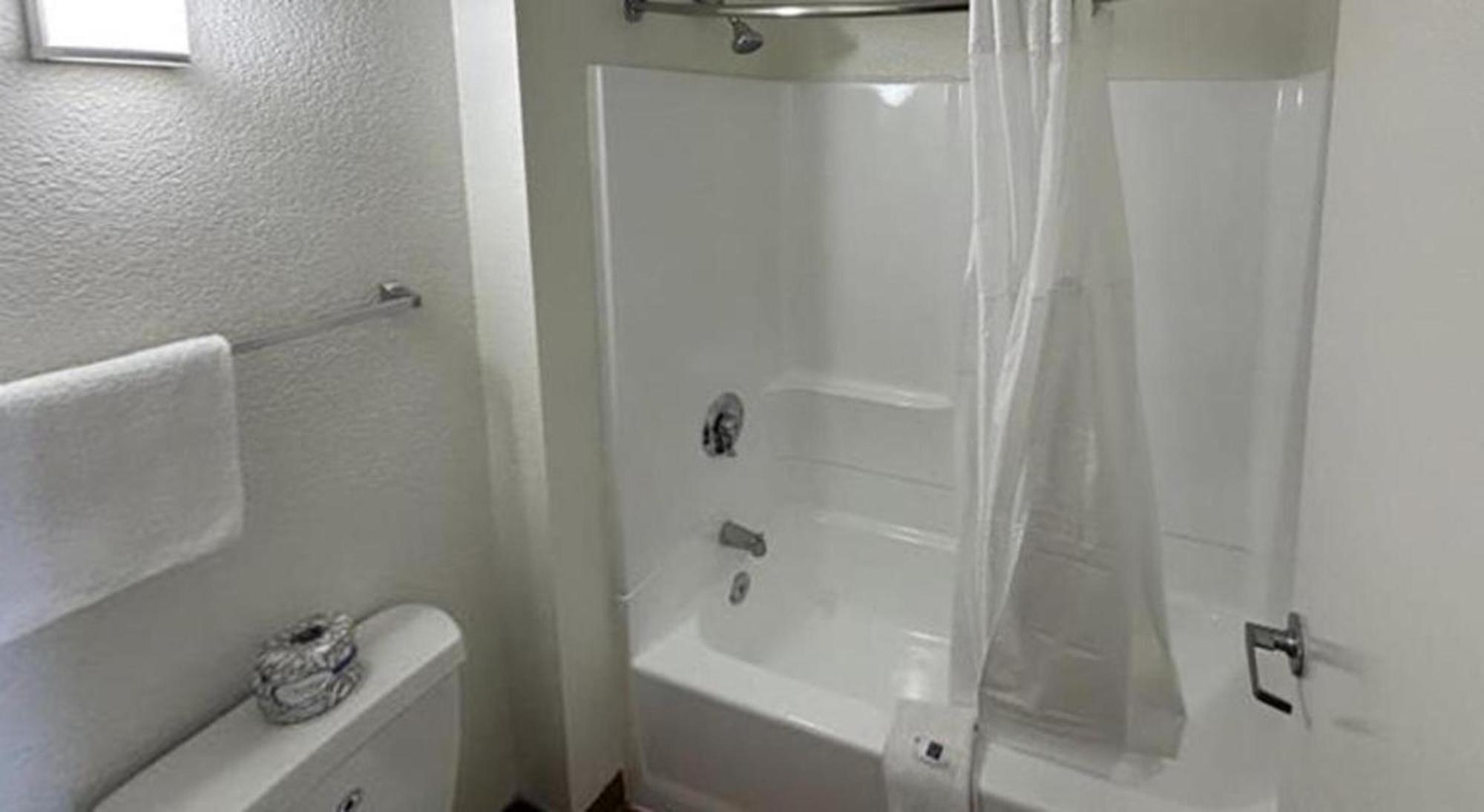 Hotel 6 - Riverside, Ca South Riverside
